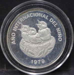 코스타리카 1979년 세계 아동의 해 (둥지에 모이 기다리는 아기 새 도안) 기념 은화