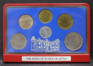 한국 1983년 현용주화 - 한국은행 발행 해외 증정용 민트 세트