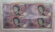호주 1996년 5달러 폴리머 지폐 4장 연결권 미사용 (오리지날 은행권 첩 포함)