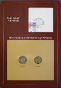세계의 현행주화 산마리노 1492~1992년 2종 미사용 주화 및 우표첩 세트